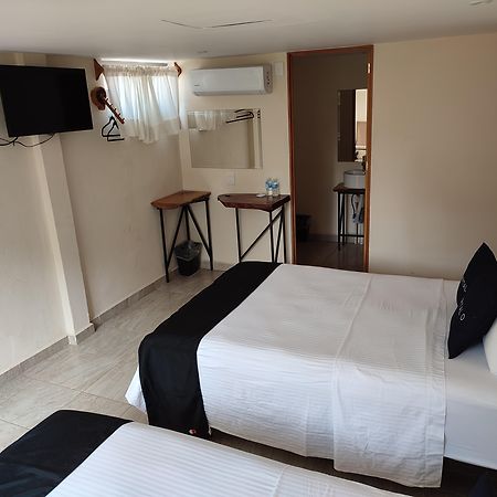 Ashly Loma Larga Hotel Acapulco Ngoại thất bức ảnh