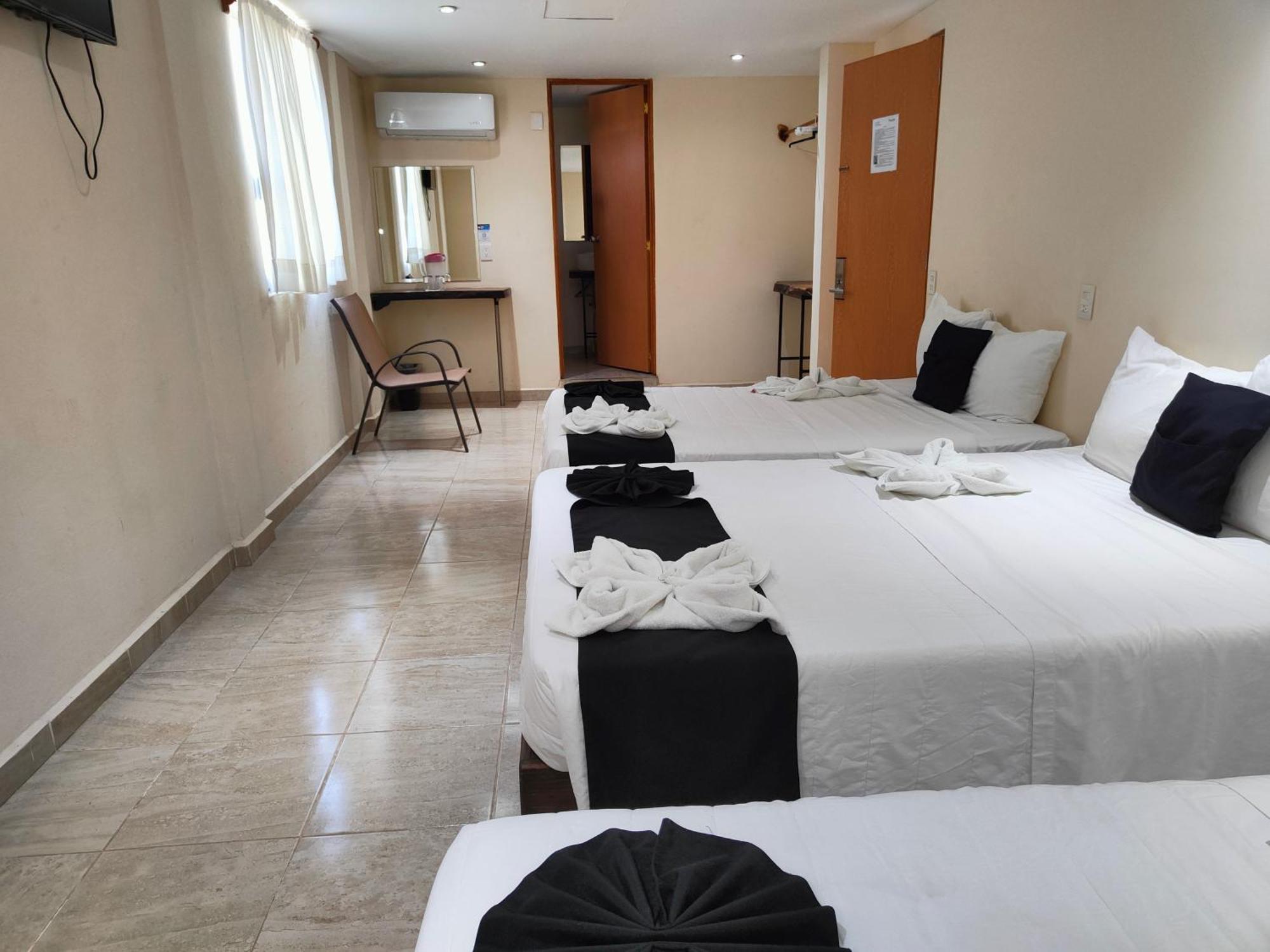 Ashly Loma Larga Hotel Acapulco Ngoại thất bức ảnh