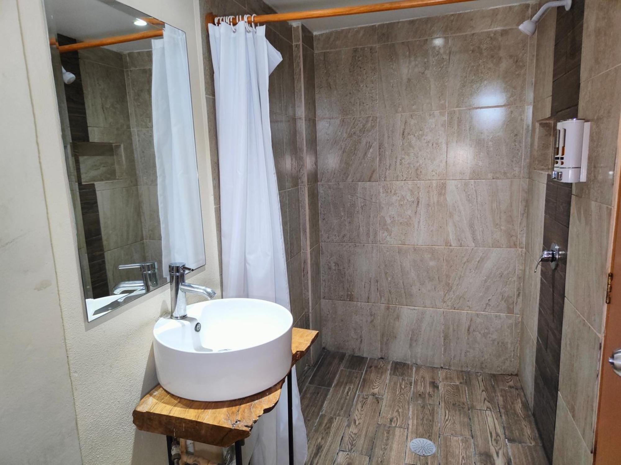 Ashly Loma Larga Hotel Acapulco Ngoại thất bức ảnh